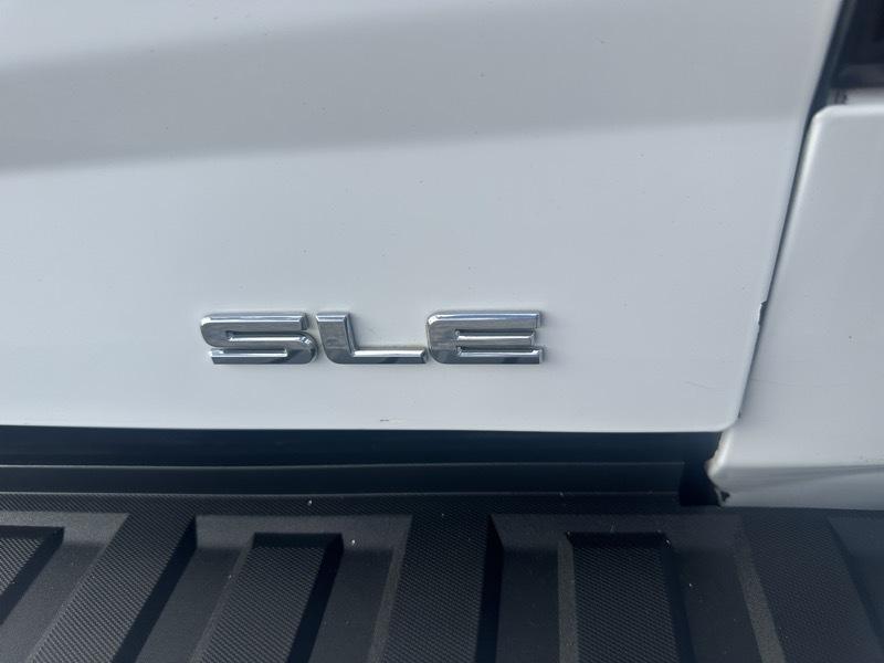 GMC Sierra photo 17