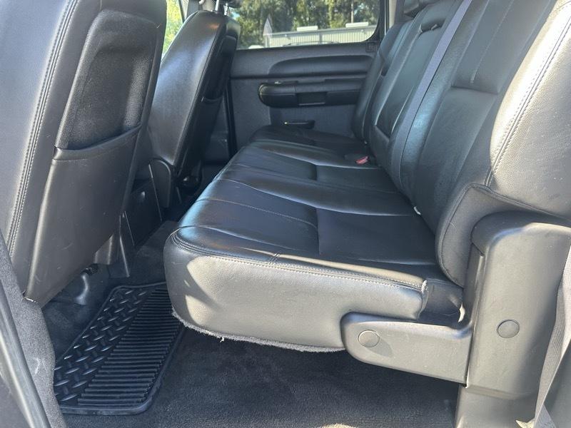 GMC Sierra 2500HD SLE 4WD 2011