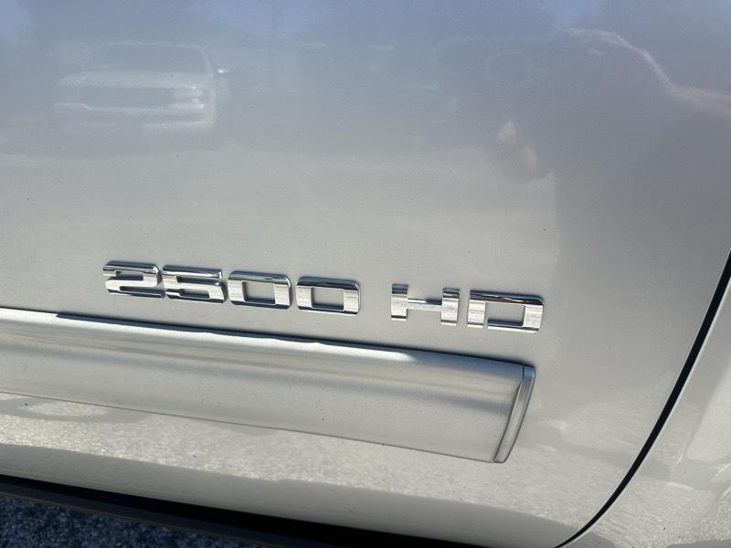 GMC Sierra 2500HD SLE 4WD 2011