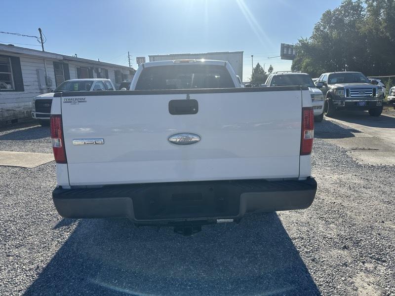 Ford F-150 Supercab 157" XL 2006