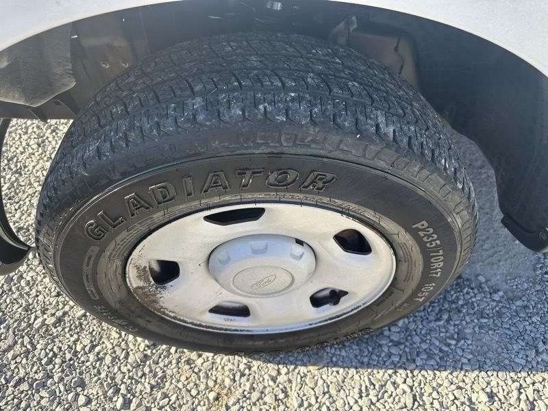 Ford F-150 Supercab 157" XL 2006