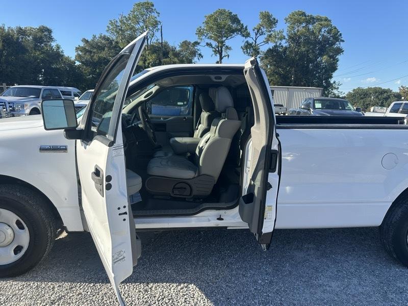 Ford F-150 Supercab 157" XL 2006