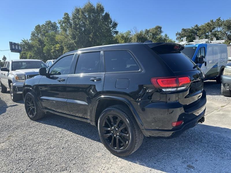 Jeep Grand Cherokee Laredo 2WD 2019