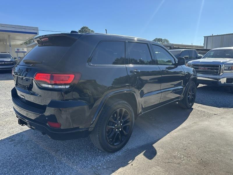 Jeep Grand Cherokee Laredo 2WD 2019