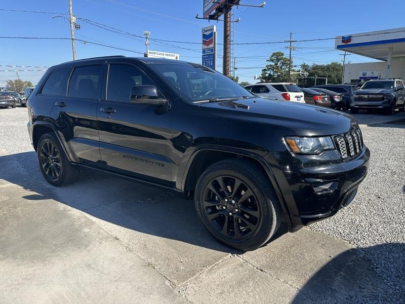 Jeep Grand Cherokee Laredo 2WD 2019
