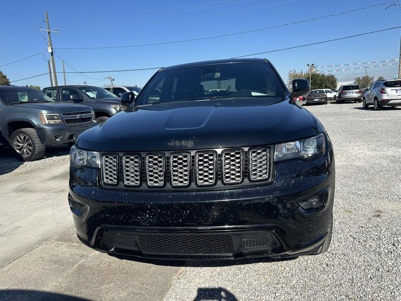 Jeep Grand Cherokee Laredo 2WD 2019