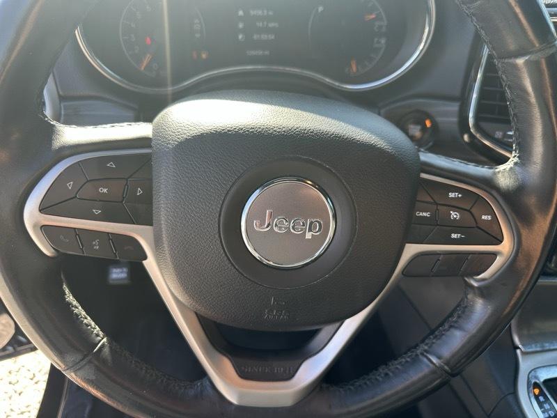 Jeep Grand Cherokee Laredo 2WD 2019