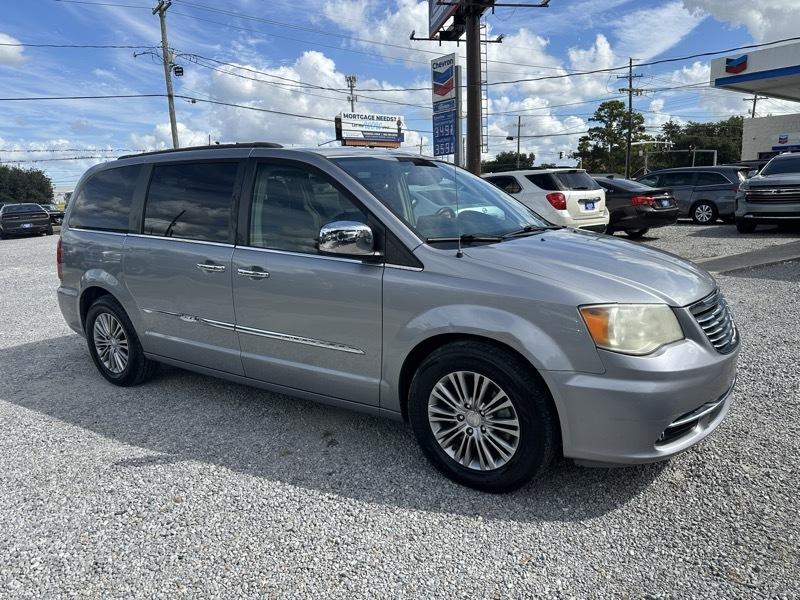 Chrysler Town & Country Touring-L 2014