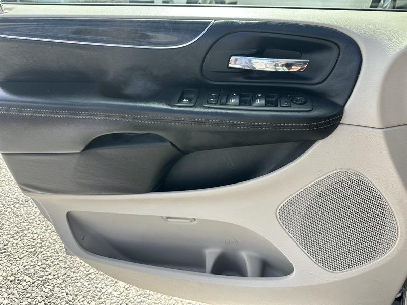 Chrysler Town & Country Touring-L 2014