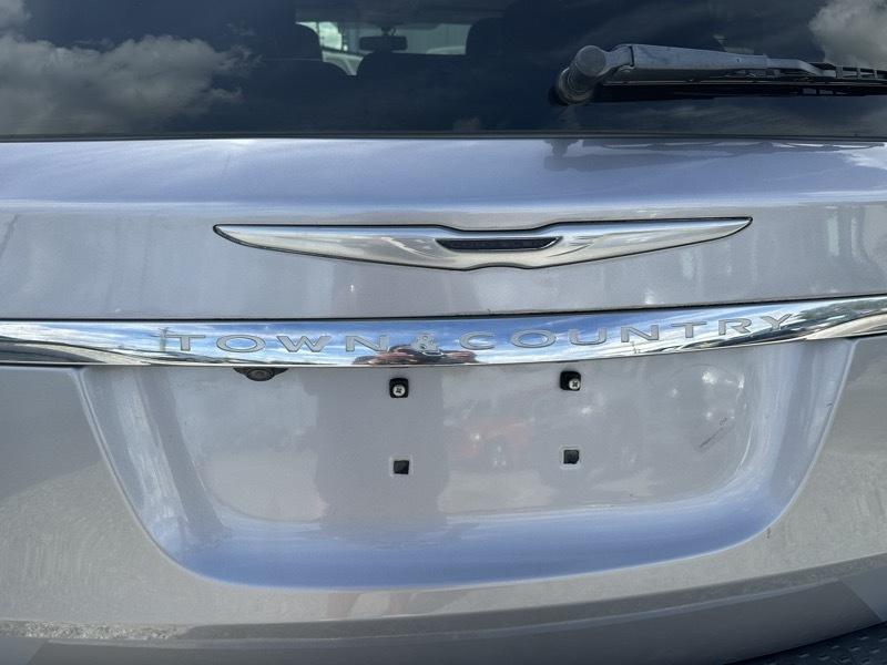 Chrysler Town & Country Touring-L 2014