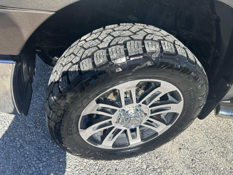 Toyota Tundra SR5 5.7L V8 CrewMax 2WD 2013