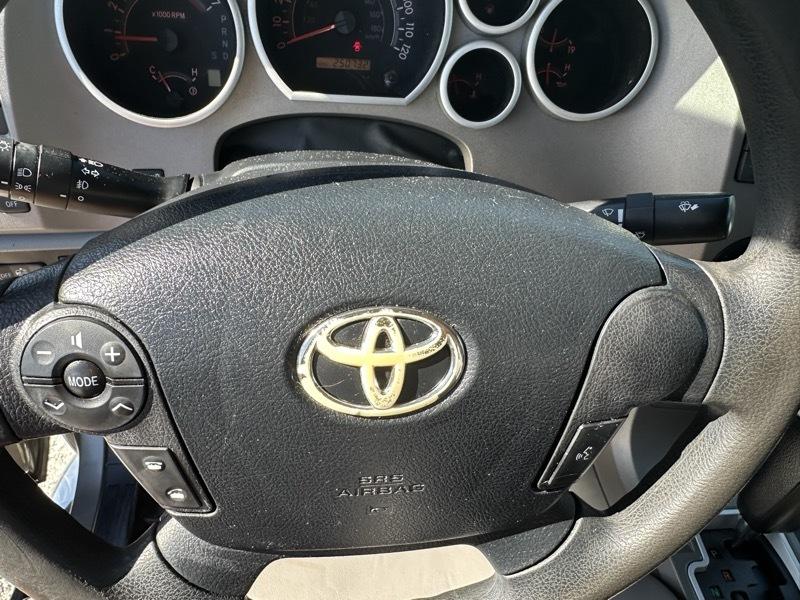 Toyota Tundra SR5 5.7L V8 CrewMax 2WD 2013