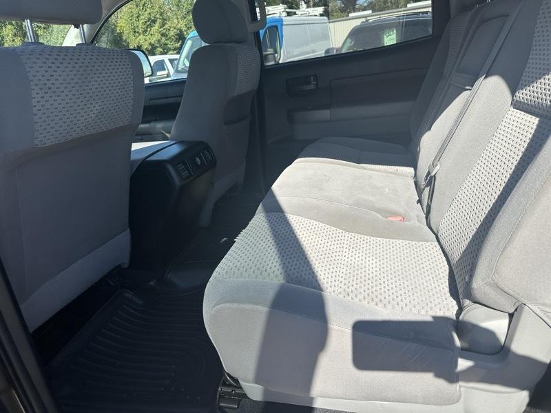 Toyota Tundra SR5 5.7L V8 CrewMax 2WD 2013