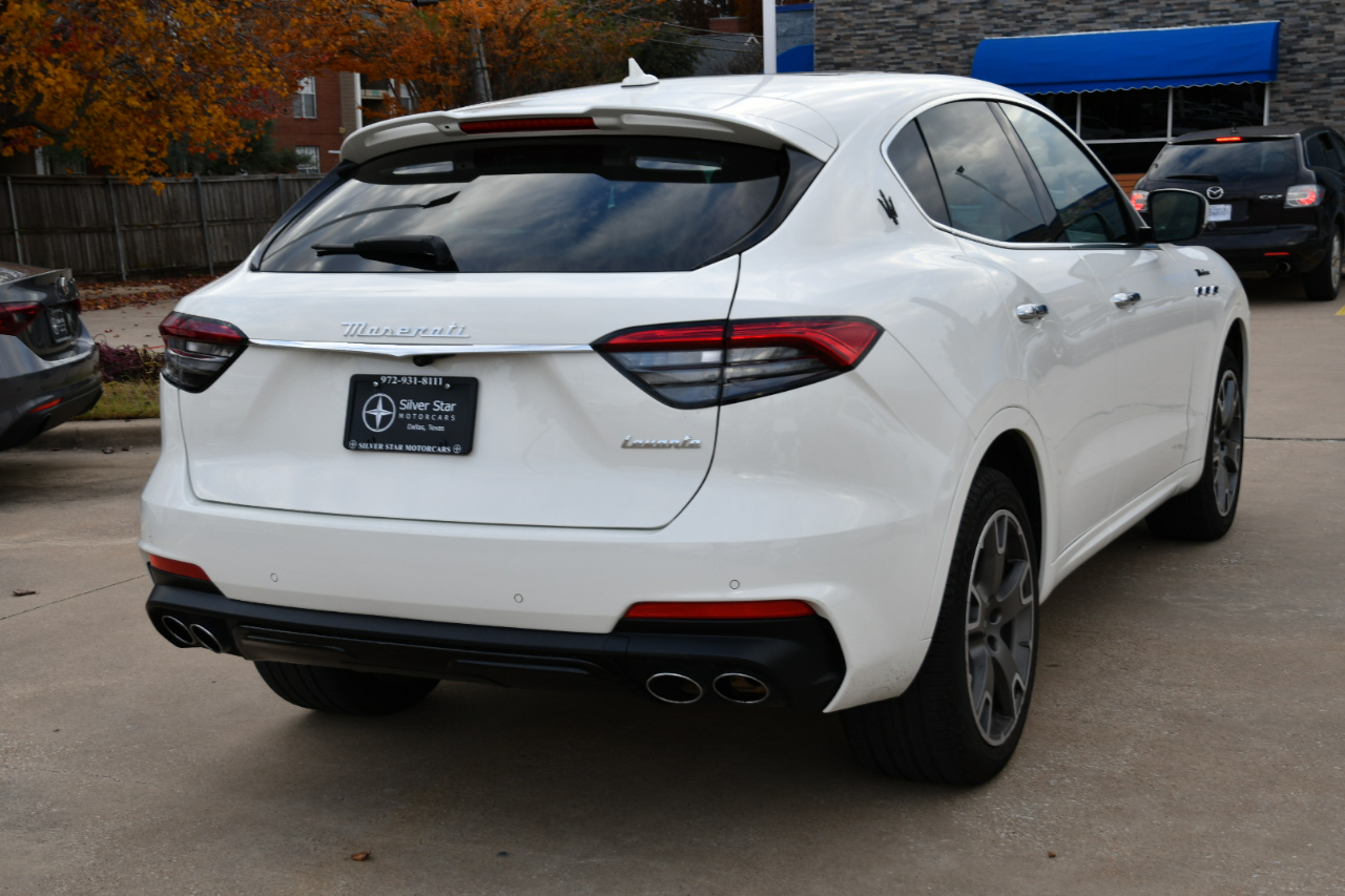 2023 Maserati Levante Modena S photo 6