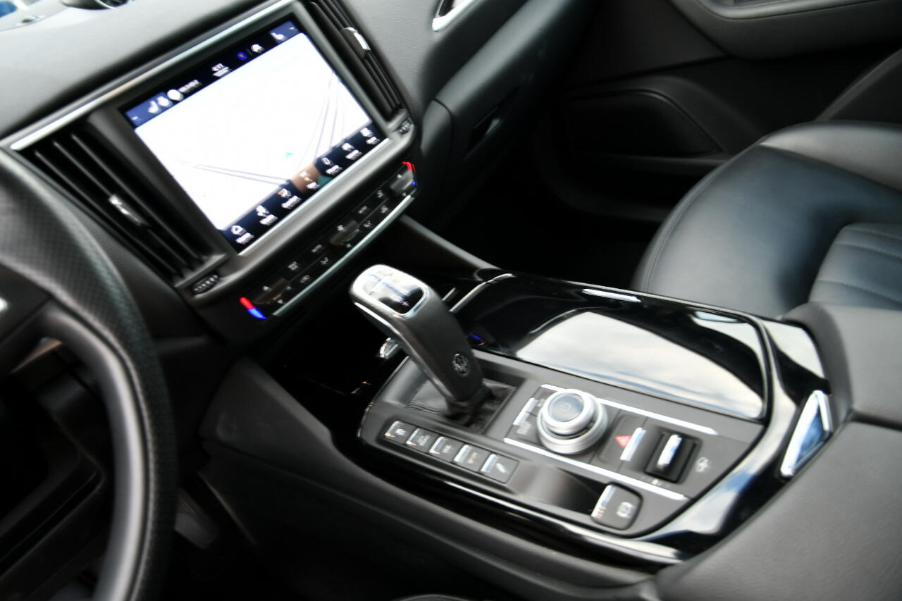 2023 Maserati Levante Modena S photo 17