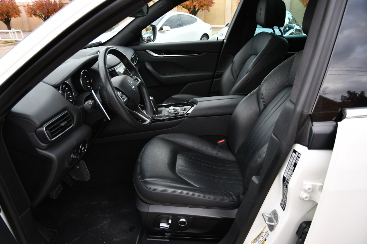 2023 Maserati Levante Modena S photo 18