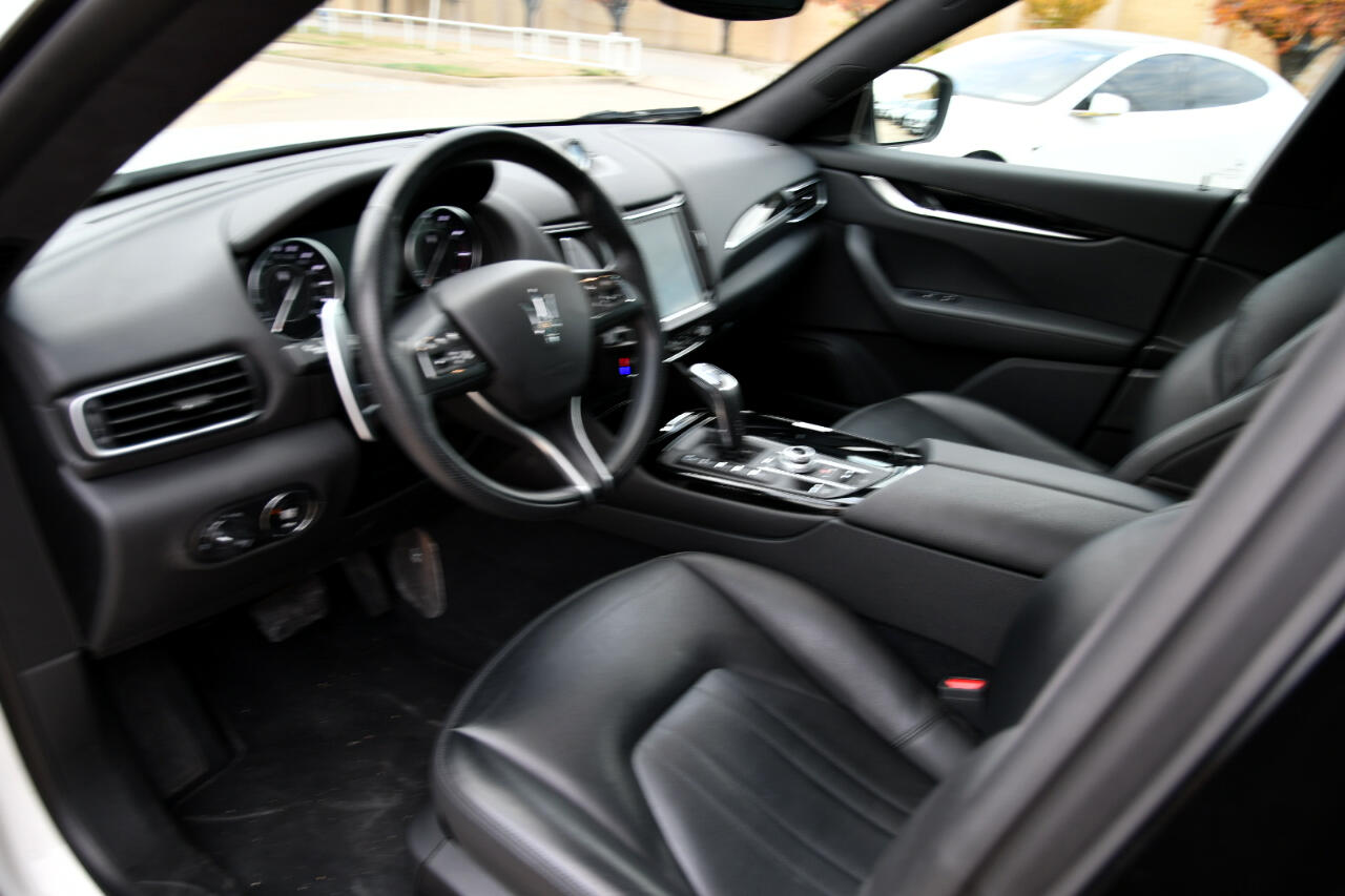 2023 Maserati Levante Modena S photo 19