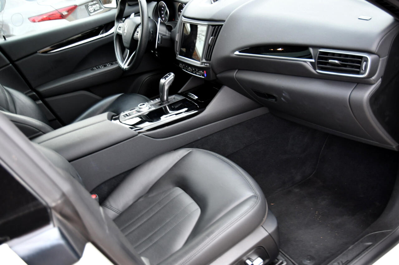 2023 Maserati Levante Modena S photo 23