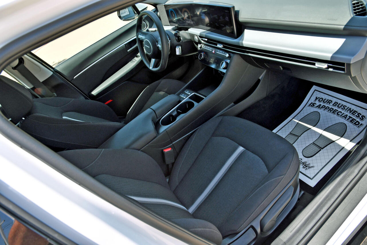 Hyundai Sonata SEL FWD 2025 Hyundai Sonata SEL FWD 2025