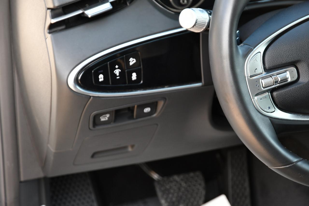 Genesis GV70 2.5T AWD 2025