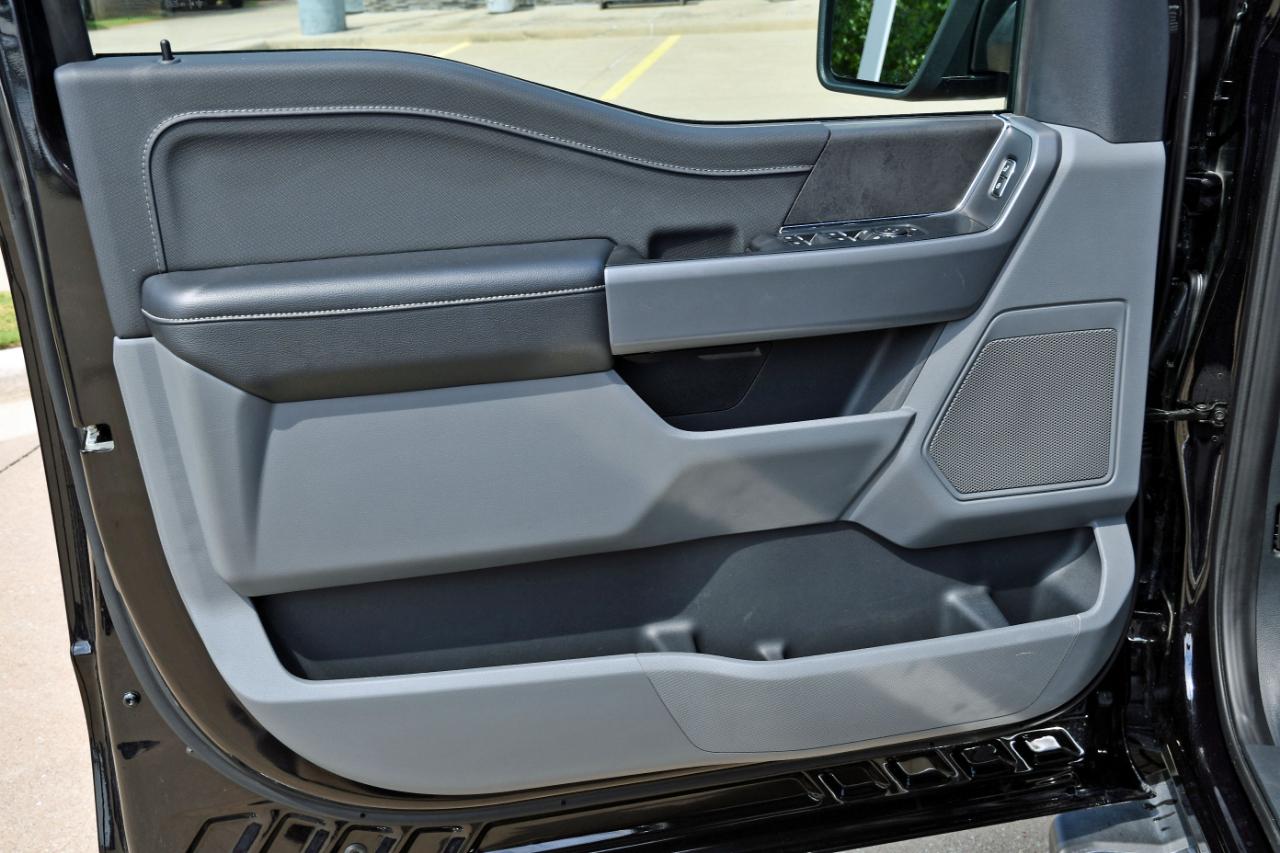Ford F-150 XLT 4WD SuperCrew 5.5' Box 2025