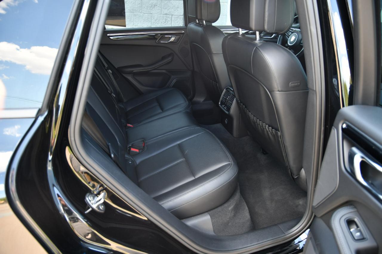 Porsche Macan AWD 2024
