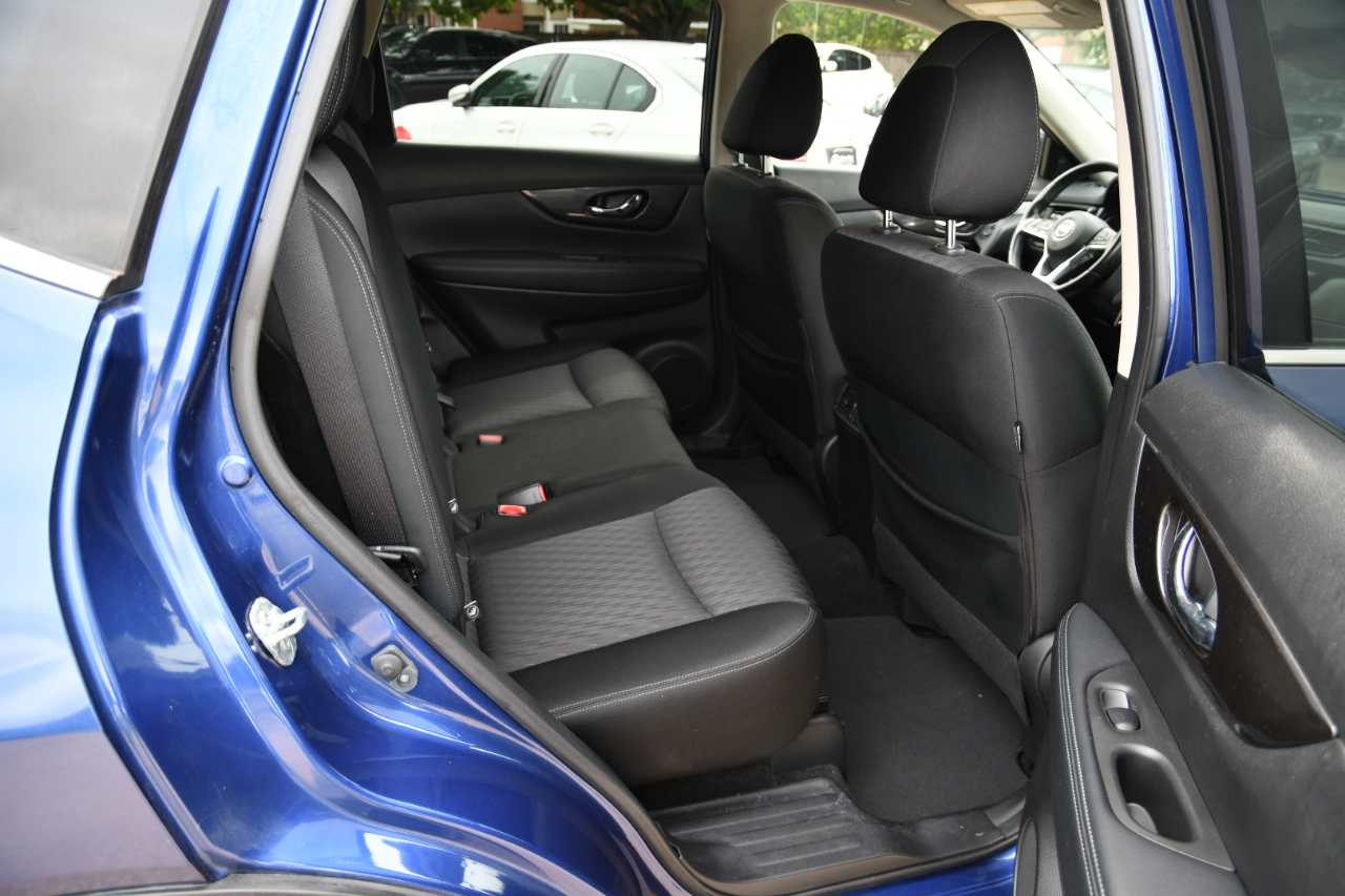 Nissan Rogue FWD SV *Limited Production* *Ltd Avail* 2019 Nissan Rogue FWD SV *Limited Production* *Ltd Avail* 2019