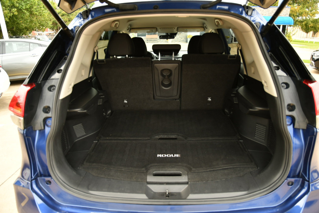 Nissan Rogue FWD SV *Limited Production* *Ltd Avail* 2019 Nissan Rogue FWD SV *Limited Production* *Ltd Avail* 2019