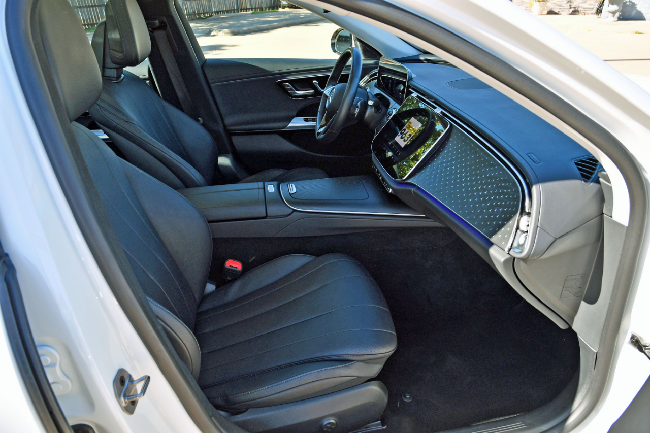 Mercedes-Benz E-Class E 350 RWD Sedan 2025 Mercedes-Benz E-Class E 350 RWD Sedan 2025