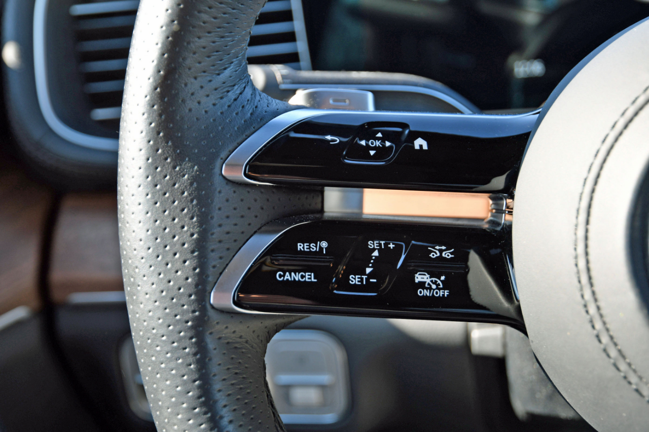 Mercedes-Benz GLS GLS 450 4MATIC SUV 2025