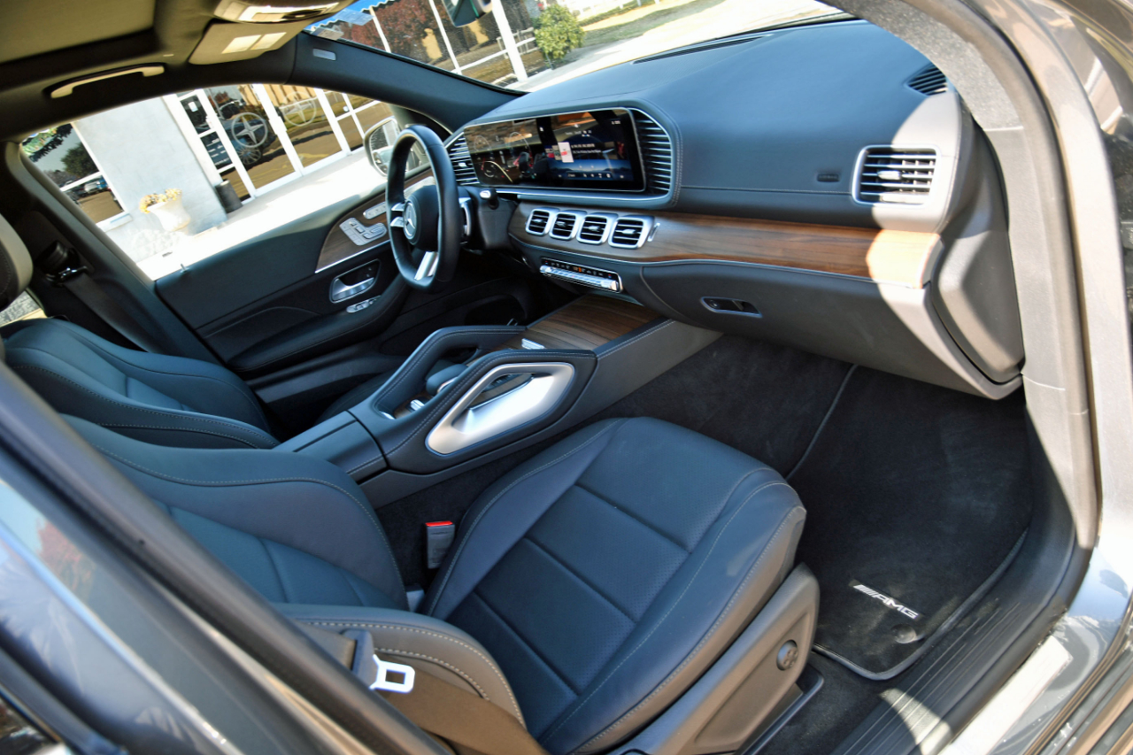 Mercedes-Benz GLS GLS 450 4MATIC SUV 2025