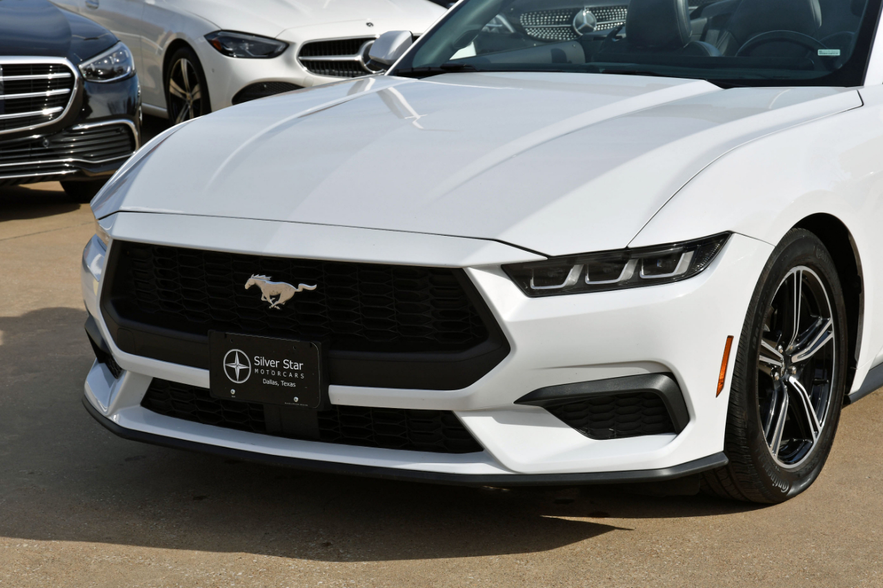 Ford Mustang EcoBoost Convertible 2025