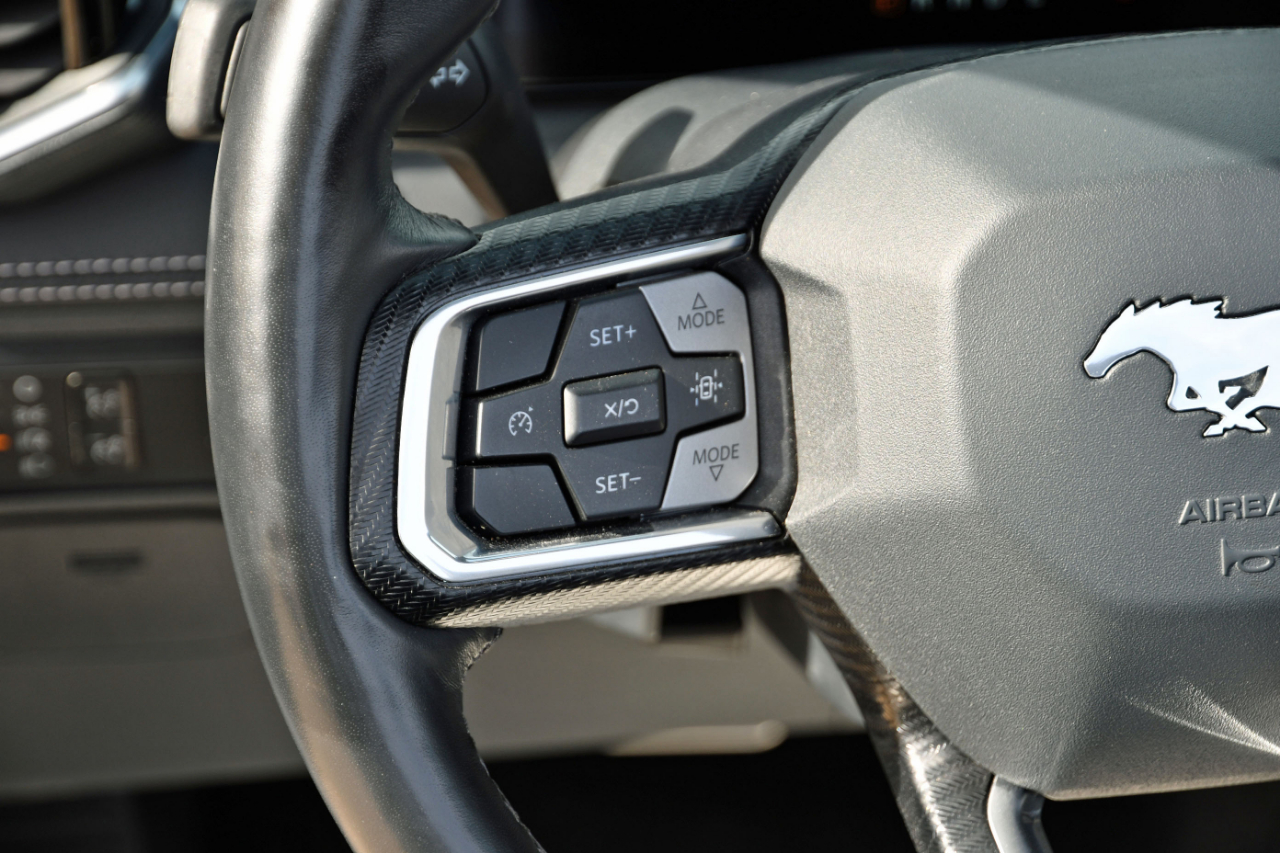 Ford Mustang EcoBoost Convertible 2025