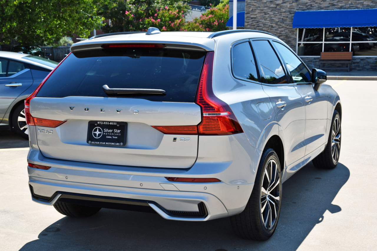 Volvo XC60 B5 AWD Plus 2025
