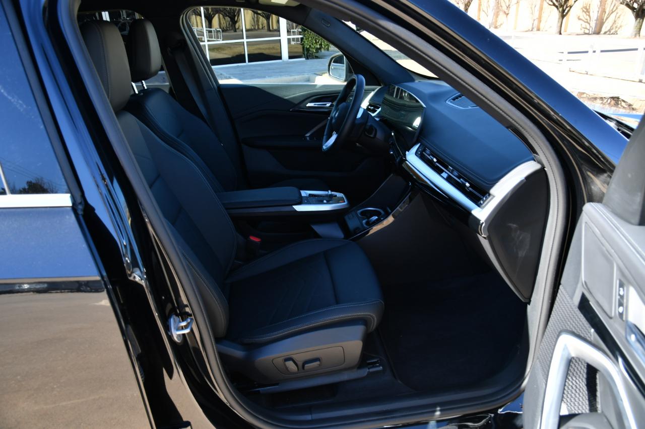 BMW X1 xDrive28i Sports Activity Vehicle 2026