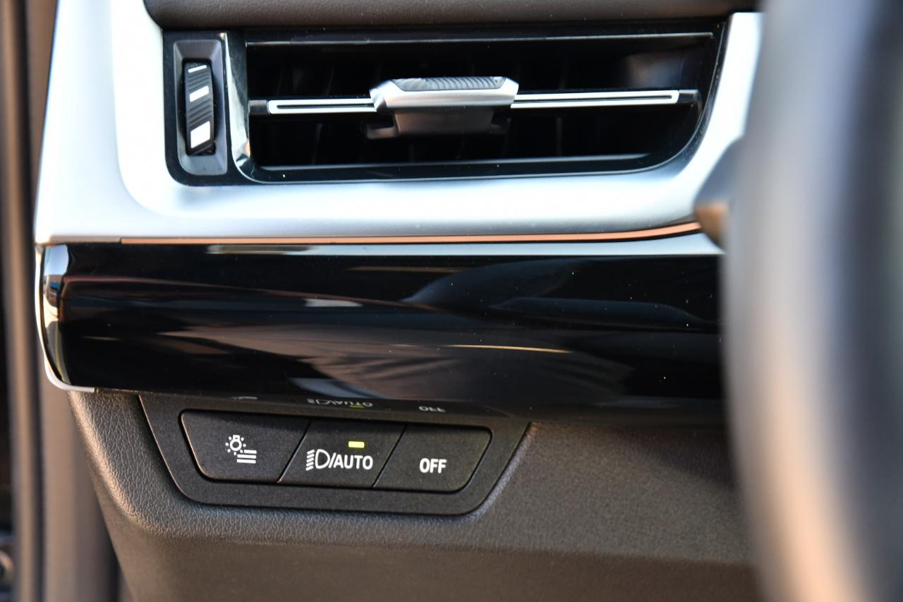 BMW X1 xDrive28i Sports Activity Vehicle 2026