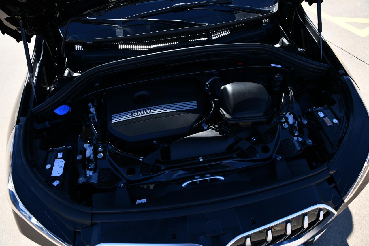 BMW X1 xDrive28i Sports Activity Vehicle 2026