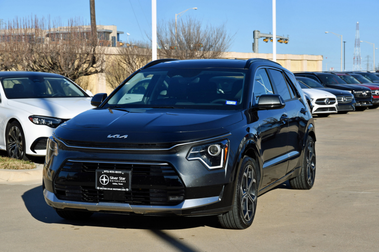 Kia Niro EX Touring FWD 2023