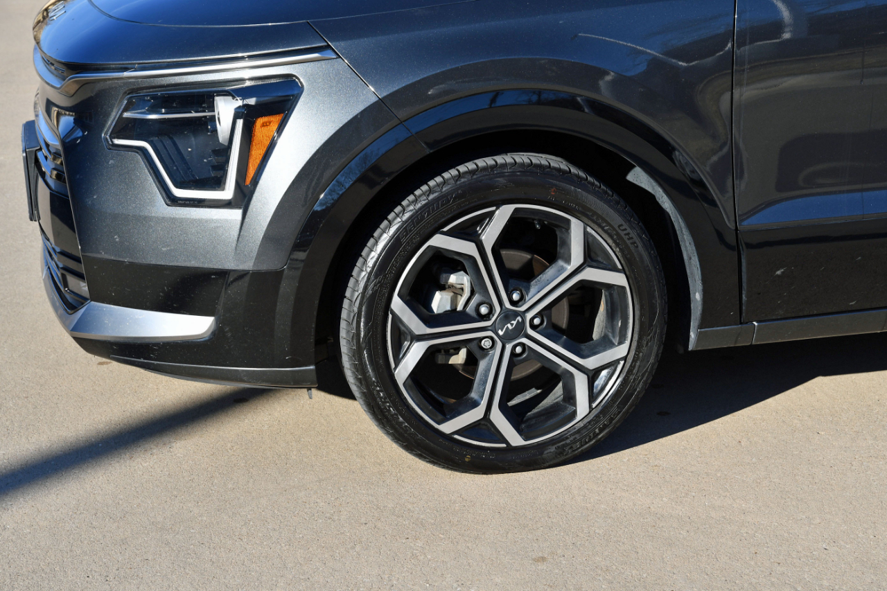 Kia Niro EX Touring FWD 2023