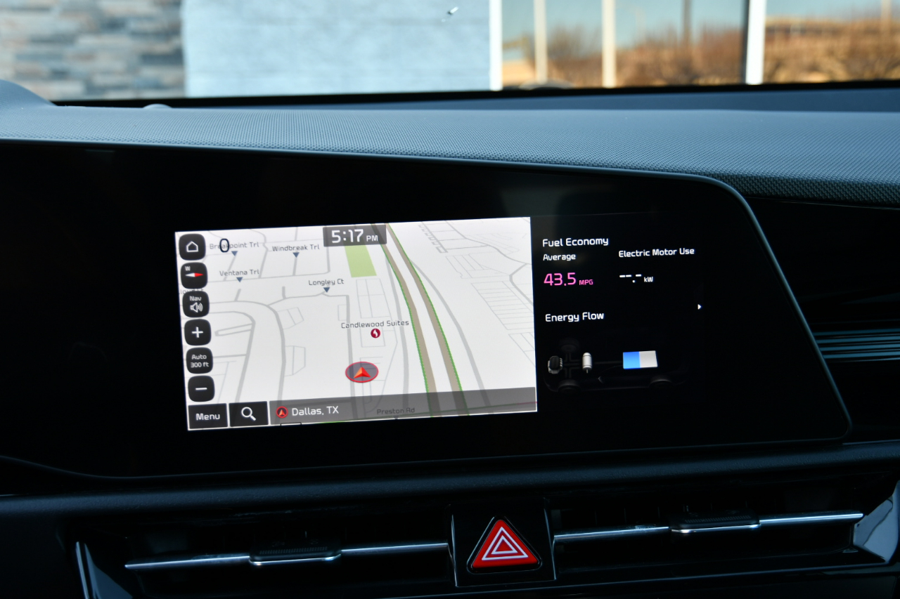 Kia Niro EX Touring FWD 2023