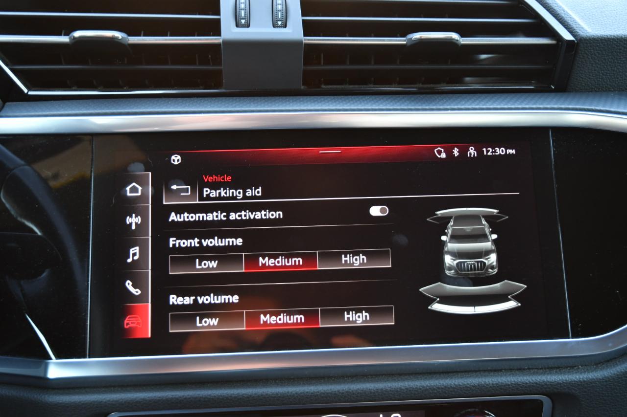 Audi Q3 S line Premium 45 TFSI quattro 2024