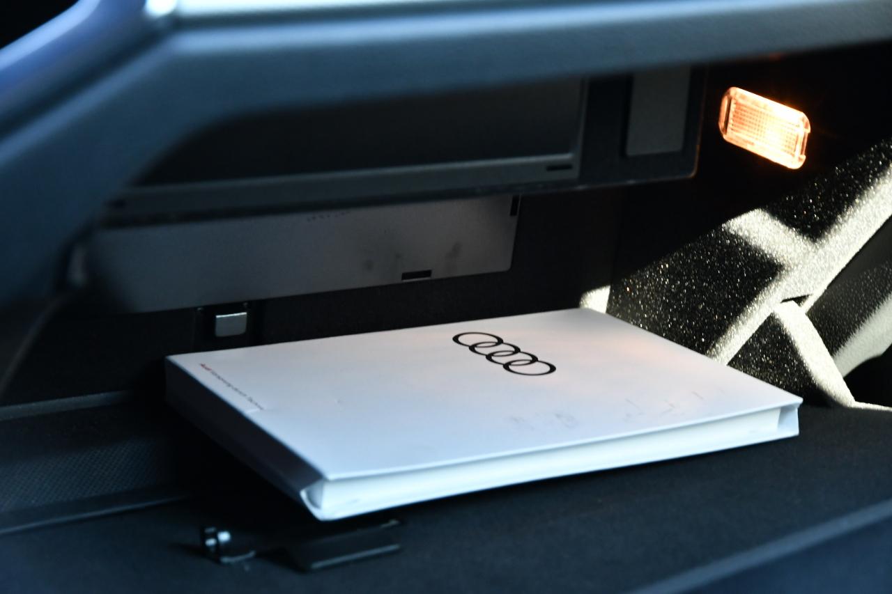 Audi Q3 S line Premium 45 TFSI quattro 2024