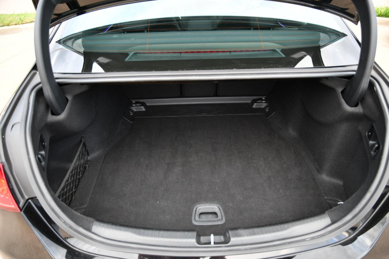 Mercedes-Benz C-Class C 300 Sedan 2025