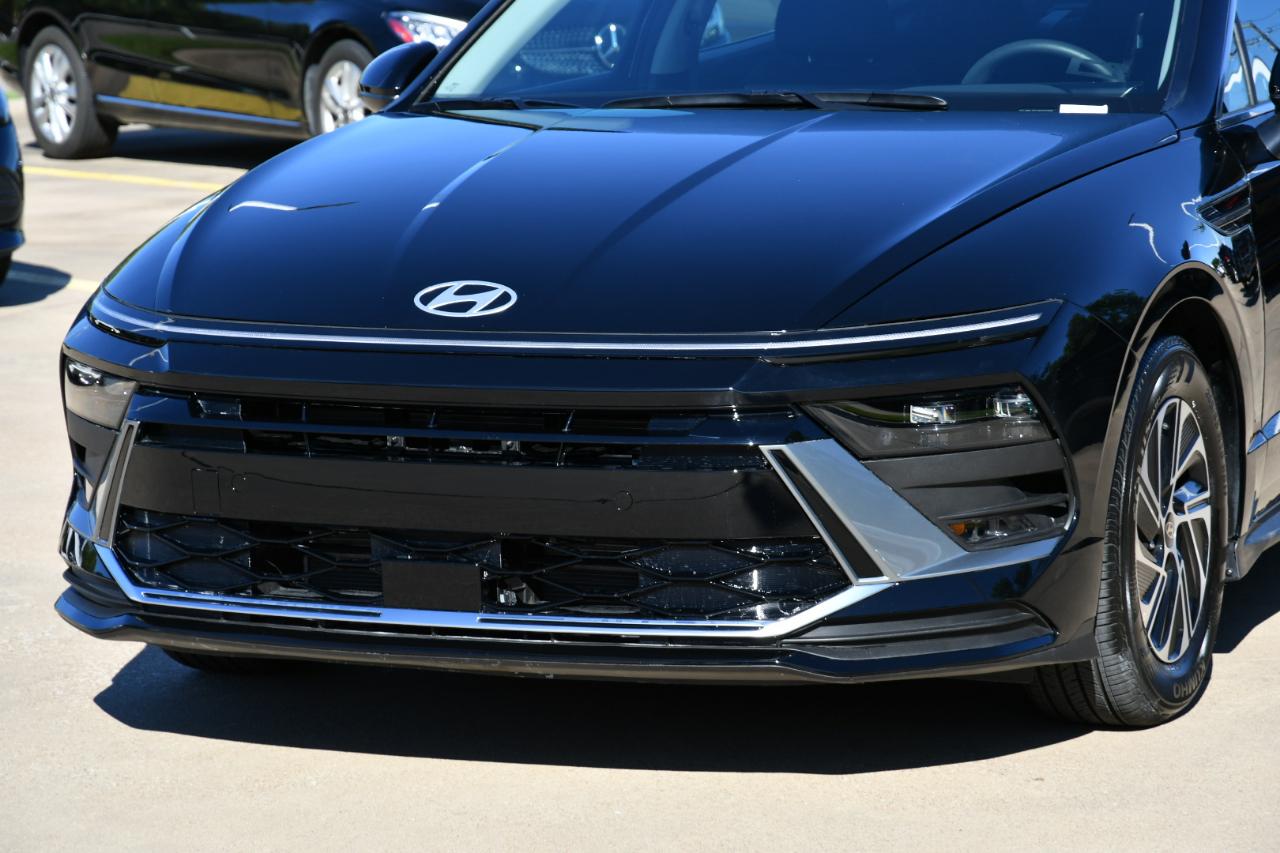Hyundai Sonata Hybrid Blue FWD 2026