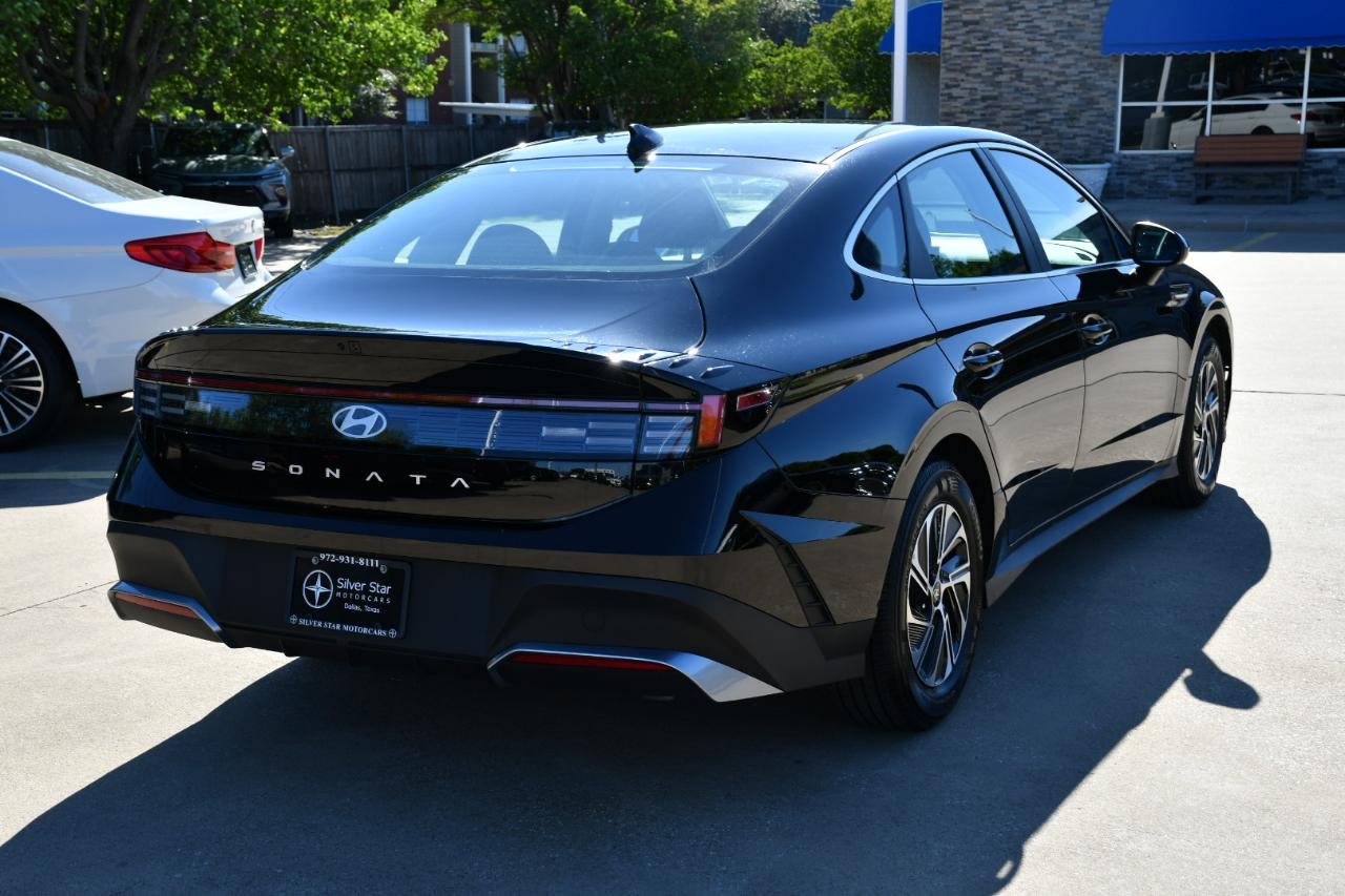 Hyundai Sonata Hybrid Blue FWD 2026