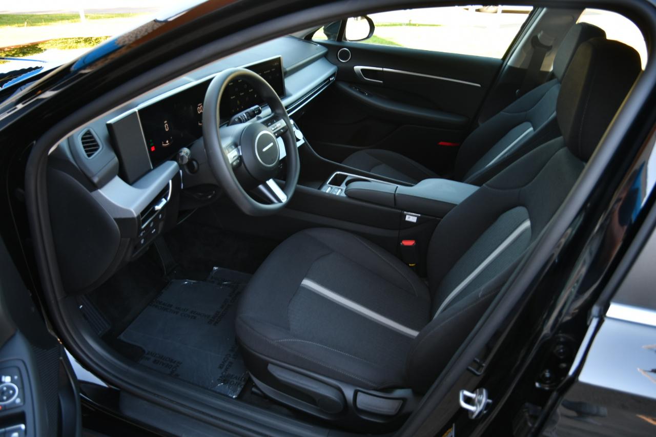 Hyundai Sonata Hybrid Blue FWD 2026