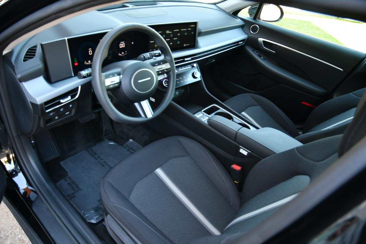 Hyundai Sonata Hybrid Blue FWD 2026