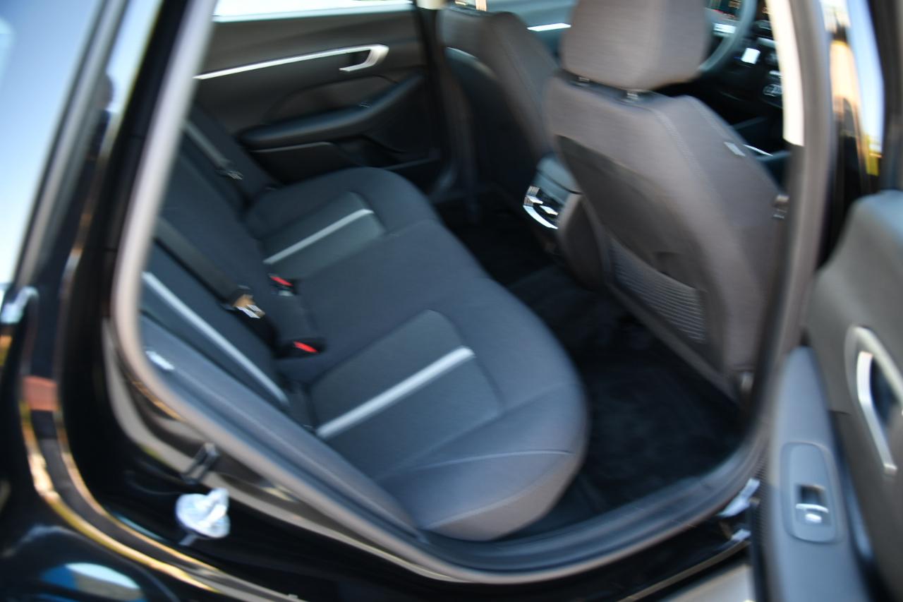 Hyundai Sonata Hybrid Blue FWD 2026