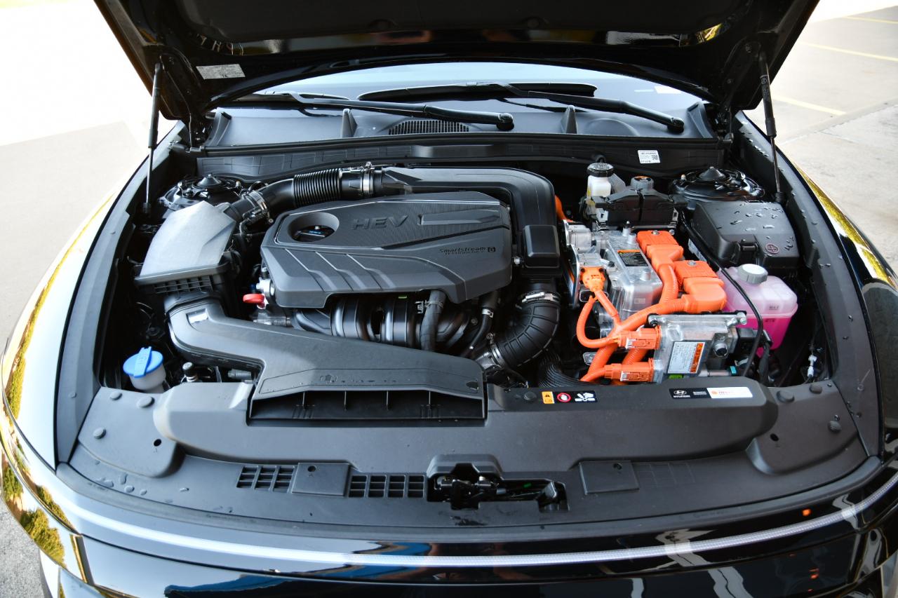 Hyundai Sonata Hybrid Blue FWD 2026