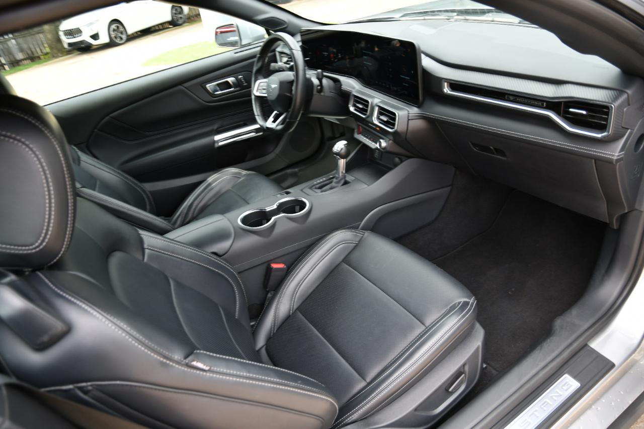 Ford Mustang EcoBoost Convertible 2025